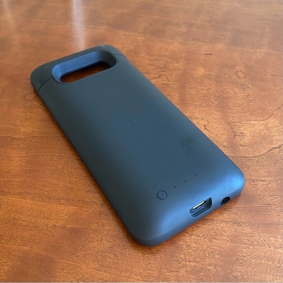 Mophie Juice Pack Battery Case.
Samsung Galaxy S8+ - Picture 3 of 11